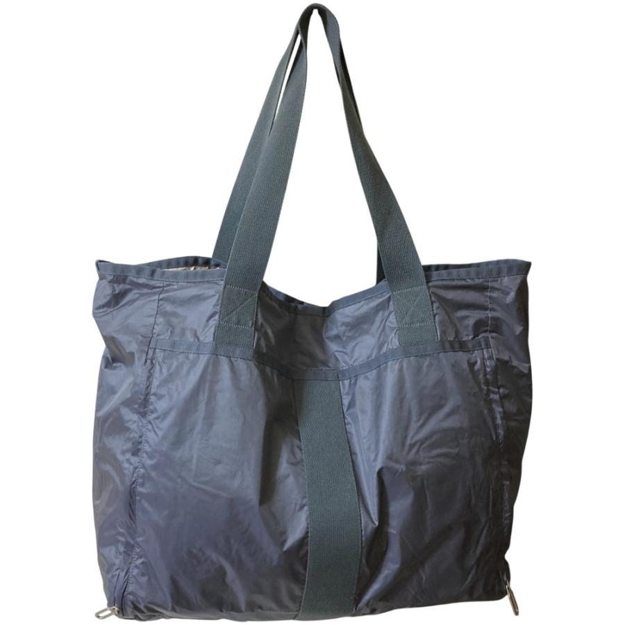 LeSportsac（レスポートサック） 美品 2430C411 エッセンシャル 