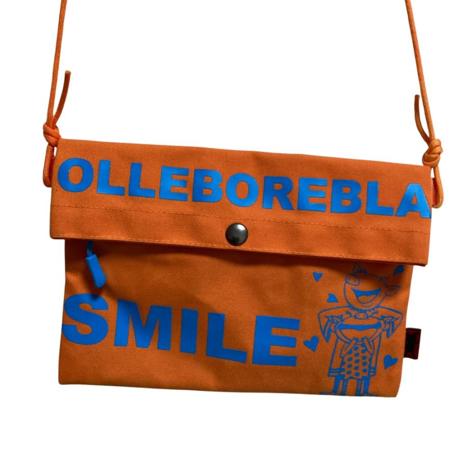 アルベロベロ　新品　ぶたさん　ショルダーバック　サコッシュ OLLEBOREBLA（オレボレブラ） 新品同様 アルベロベロ ロゴ ぶたさん