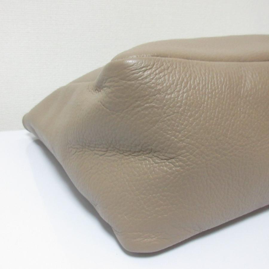 美品 YOUNG&OLSEN ヤングアンドオルセン エンボスレザートートM