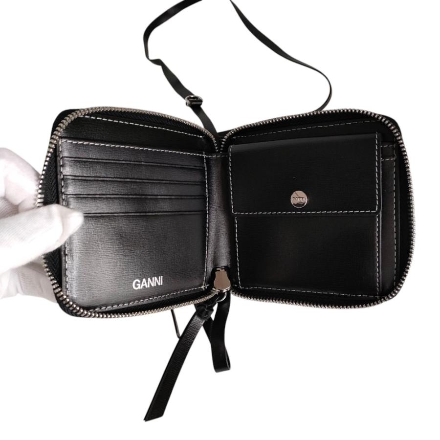 GANNI ガニー エンボスロゴ ラウンドファスナー ショルダーウォレット 財布 GANNI（ガニー） 新品同様 リサイクルレザー エンボスロゴ ラウンド