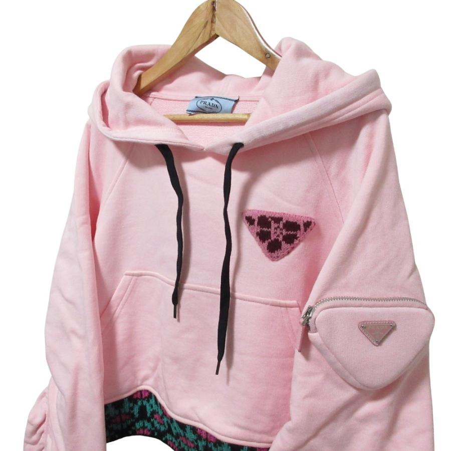 PRADA（プラダ） 良品 トライアングルロゴ クロップド フーディ プル