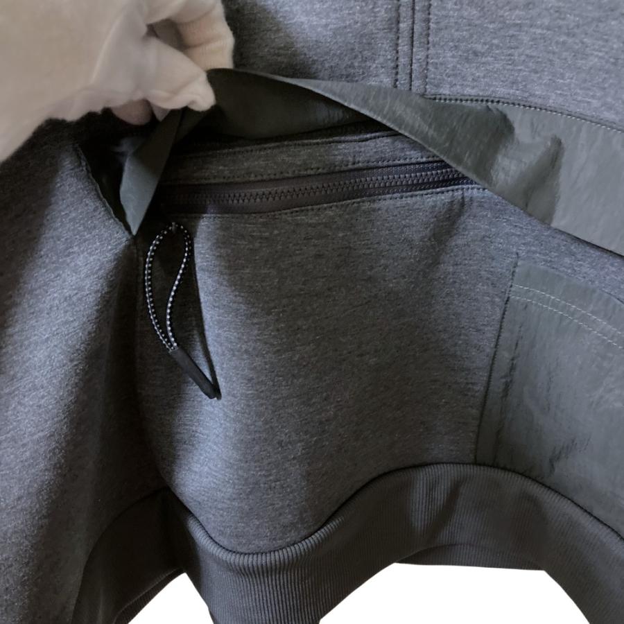 美品 23AW UN3D. アンスリード スクエアロゴビッグプルオーバー ドロー 