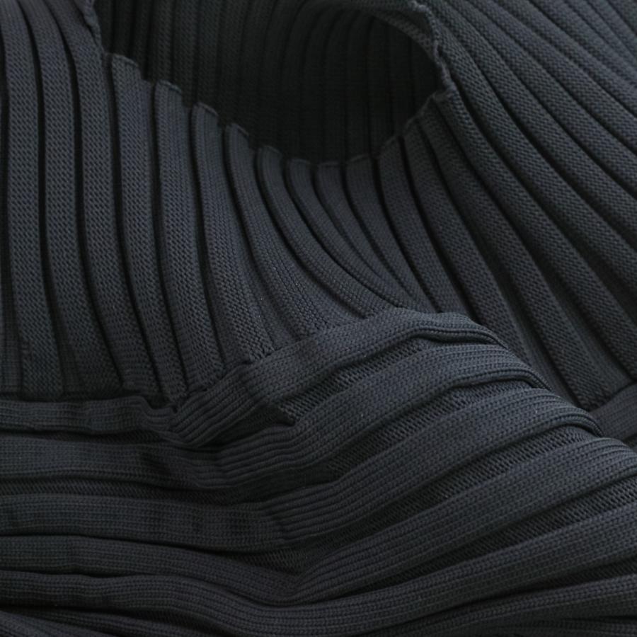 ISSEY MIYAKE（イッセイミヤケ） 新品同様 KNIT AS IT IS 変形 ニット