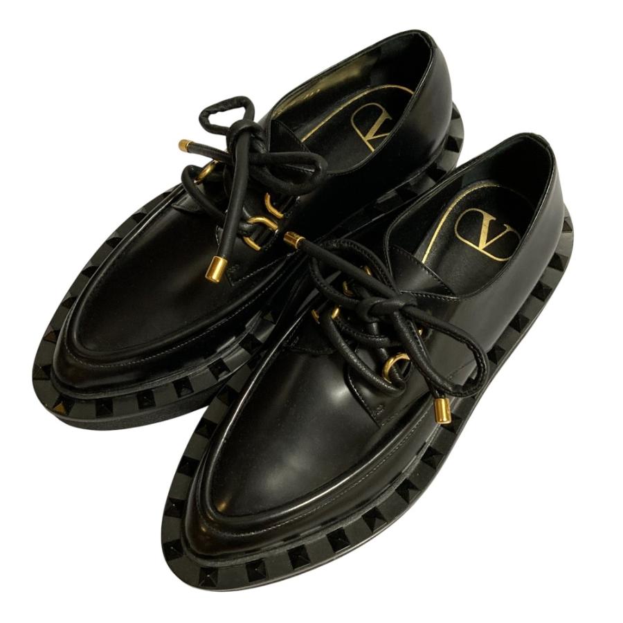 VALENTINO GARAVANI（ヴァレンティノ ガラヴァーニ） 新品同様 ロック