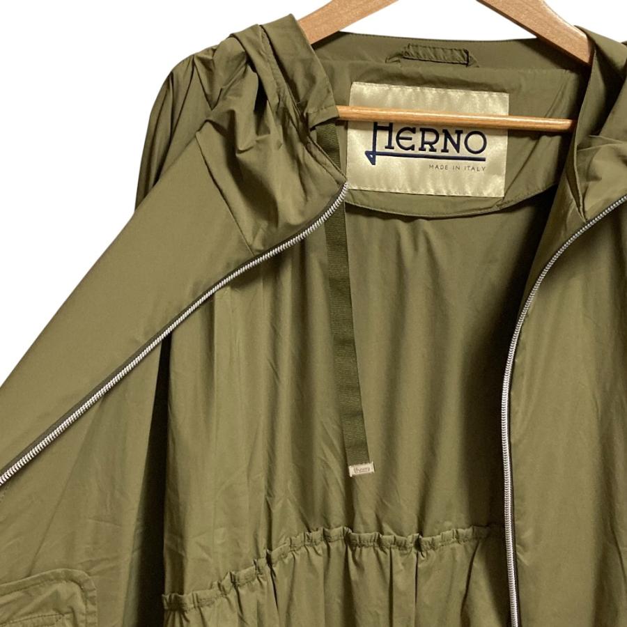 HERNO（ヘルノ） 良品 A-Shape LIGHT NYLON STRETCH ジップアップ