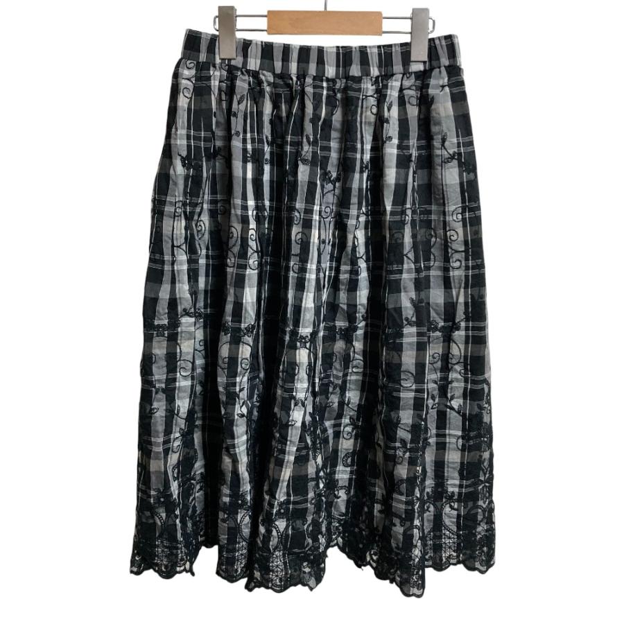 INGEBORG（インゲボルグ） 美品 チェック エンブロイダリー イージー