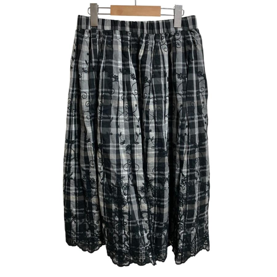 INGEBORG（インゲボルグ） 美品 チェック エンブロイダリー イージー