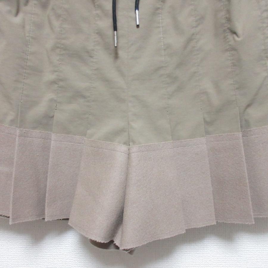 sacai（サカイ） 美品 23SS sacai プリーツ ウールドッキング ショート