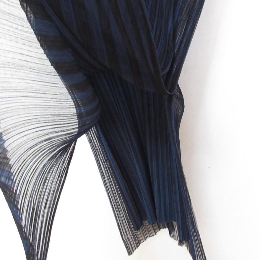 PLEATS PLEASE（プリーツ プリーズ） 美品 PLEATS PLEASE ISSEY MIYAKE