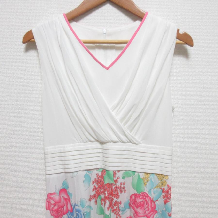 LEONARD（レオナール） 美品 カンカンストレッチ フラワープリント