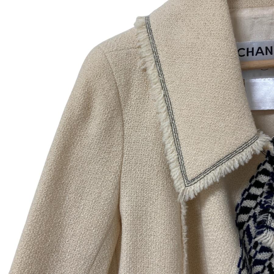 04A CHANEL シャネル コサージュ付き ツイードコート P24497 サイズ34 アイボリー レディース 古着 中古の画像