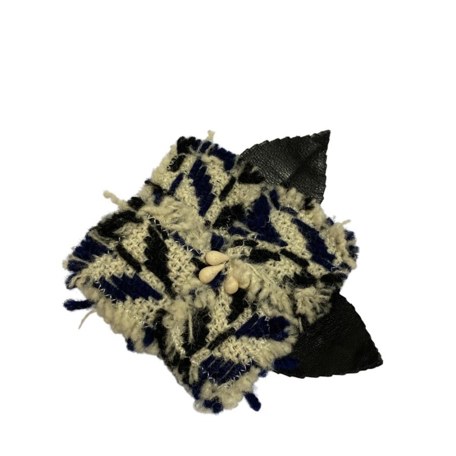 04A CHANEL シャネル コサージュ付き ツイードコート P24497 サイズ34 アイボリー レディース 古着 中古の画像