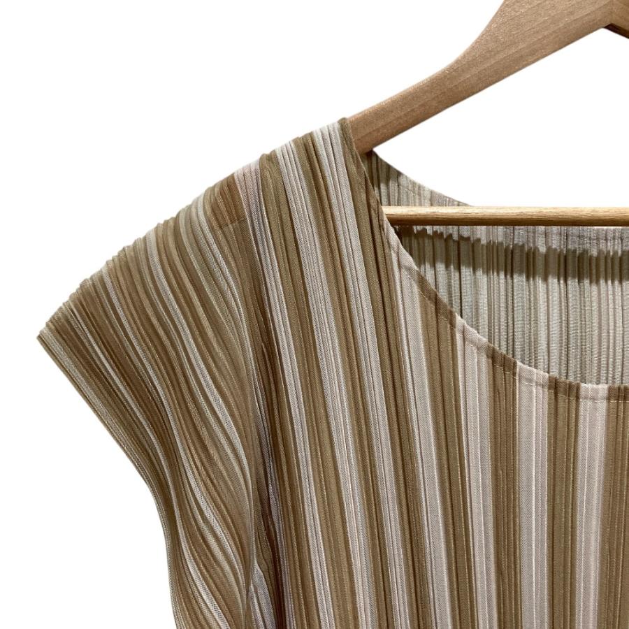 PLEATS PLEASE（プリーツ プリーズ） 美品 PLEATS PLEASE ISSEY MIYAKE