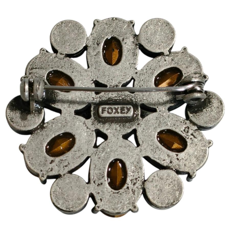 FOXEY フラワーモチーフ ピン　ブローチ FOXEY（フォクシー） 良品 ビジュー ラインストーン フラワーモチーフ