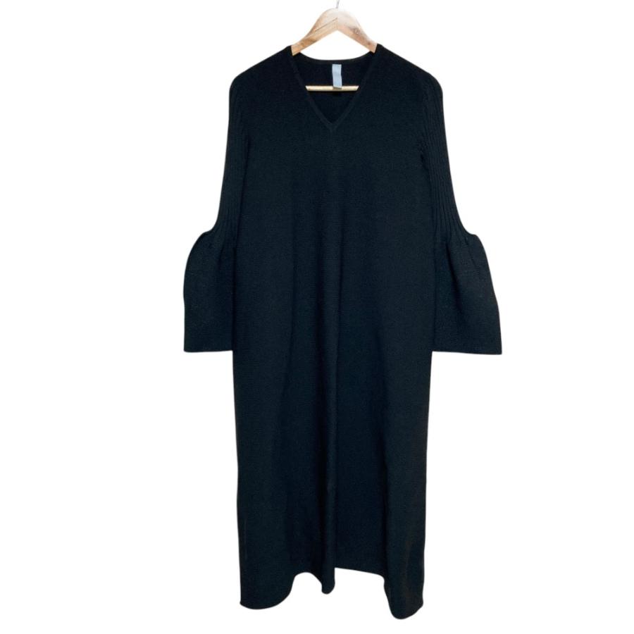 a*m様 CFCL シーエフシーエル　ワンピース　ブラック CFCL（シーエフシーエル） 美品 POTTERY LONG VELL SLEEVE FLARE DRESS