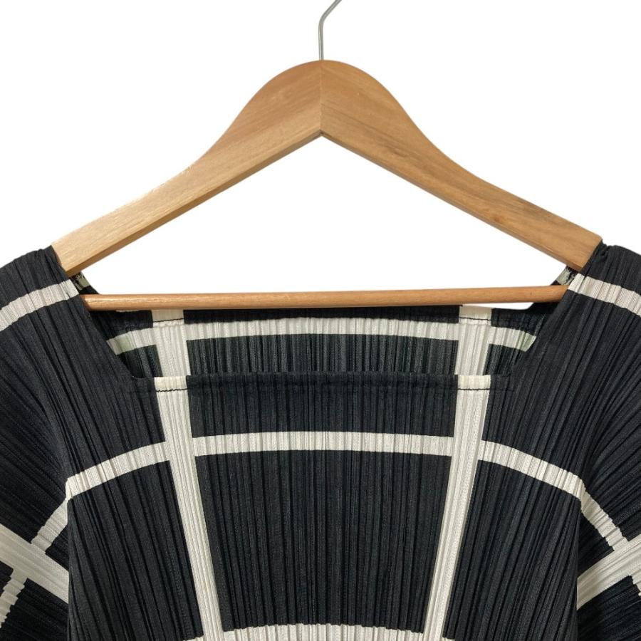 PLEATS PLEASE（プリーツ プリーズ） 良品 イッセイミヤケ スクエア
