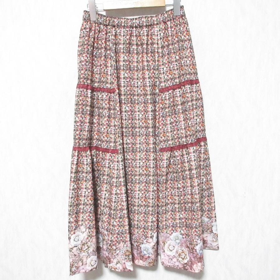 5/6までセール‼️INGEBORG フラワープリント プリーツスカート美品 INGEBORG（インゲボルグ） 美品 LINTON リントンフラワーpt.ティアード