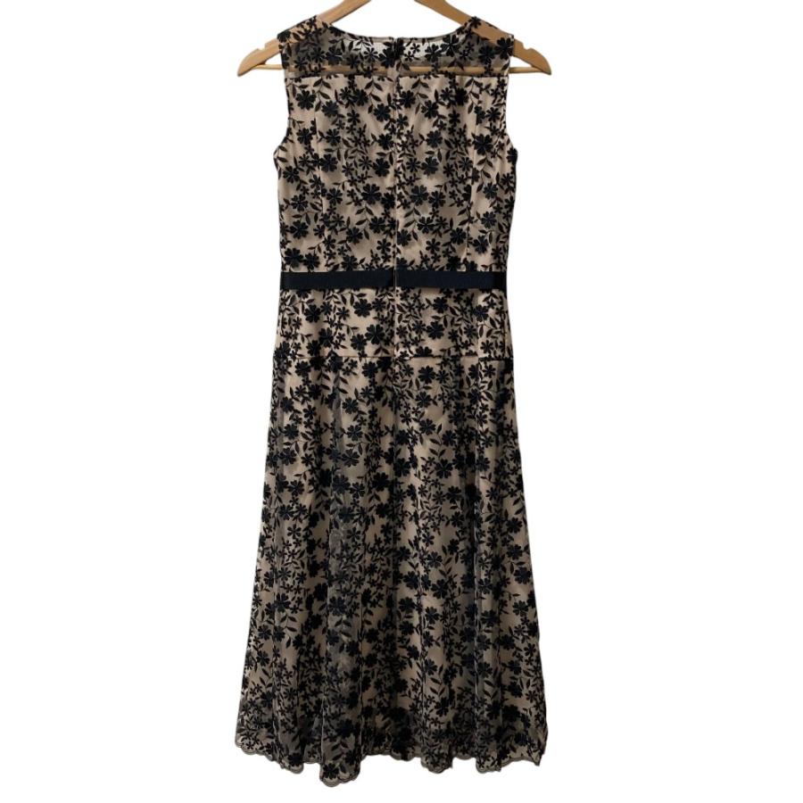 美品【ANAYI】フラワーノースリーブワンピース ANAYI（アナイ） 未使用 24SS ANAYI リトルフラワーチュールフレア