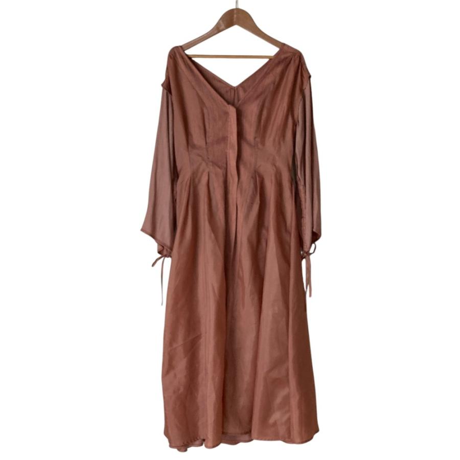 美品 AMERI VINTAGE アメリヴィンテージ TUCK SHAPE DRESS 両Vネック