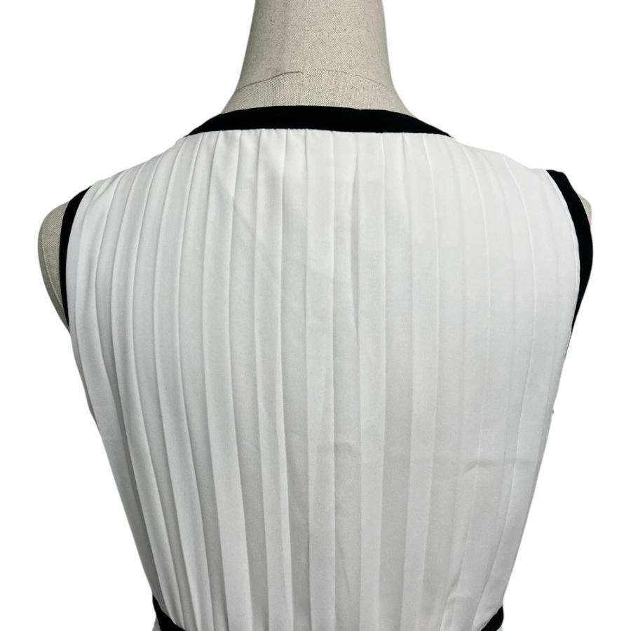 未使用 Herlipto ハーリップトゥ Formentera Pleated Bicolor Dress