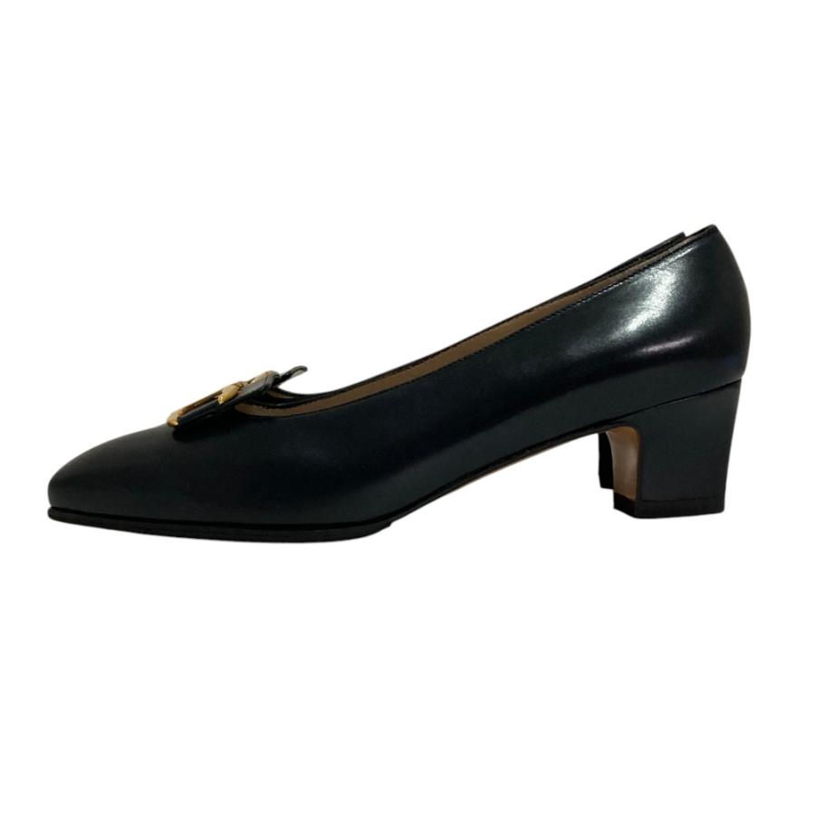 美品 Salvatore Ferragamo サルヴァトーレフェラガモ レザー