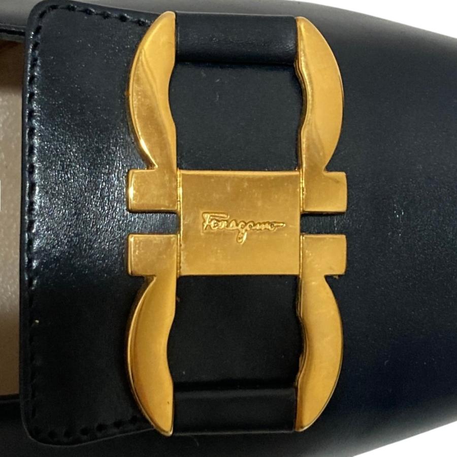 美品 Salvatore Ferragamo サルヴァトーレフェラガモ レザー