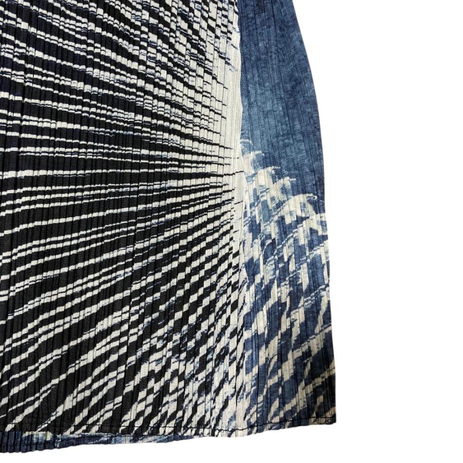PLEATS PLEASE（プリーツ プリーズ） 美品 PLEATS PLEASE ISSEY MIYAKE