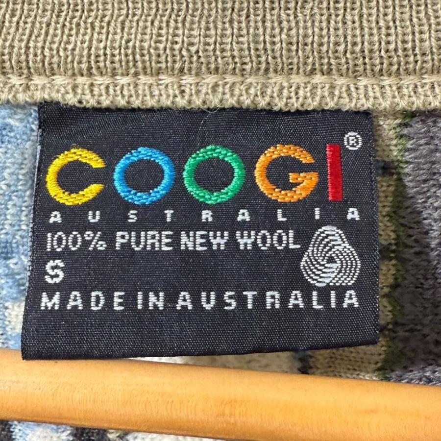 美品 クリーニング済み COOGI クージー 長袖 Vネック 3D ニット 美品 クリーニング済み COOGI クージー 長袖 Vネック 3D ニット