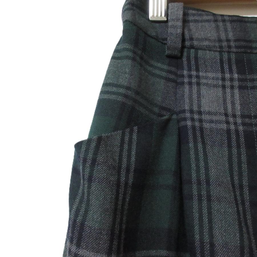 Vivienne Westwood（ヴィヴィアンウエストウッド） 新品同様 Vivienne