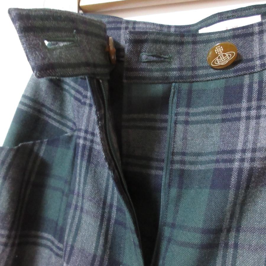 Vivienne Westwood（ヴィヴィアンウエストウッド） 新品同様 Vivienne