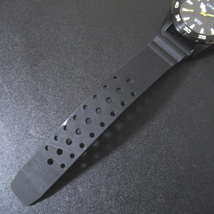 CITIZEN（シチズン） 美品 クォーツ アナログ デイト ラバーベルト 