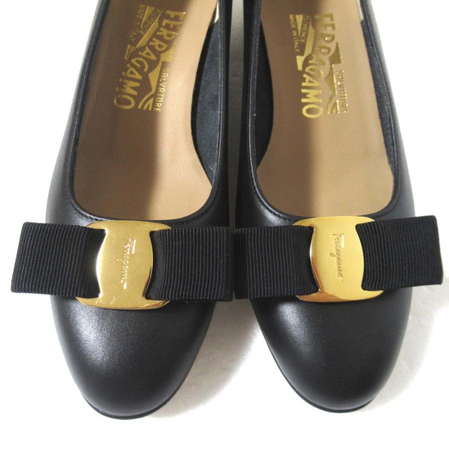 美品 salvatore ferragamo サルヴァトーレフェラガモ レザー ヴァラ
