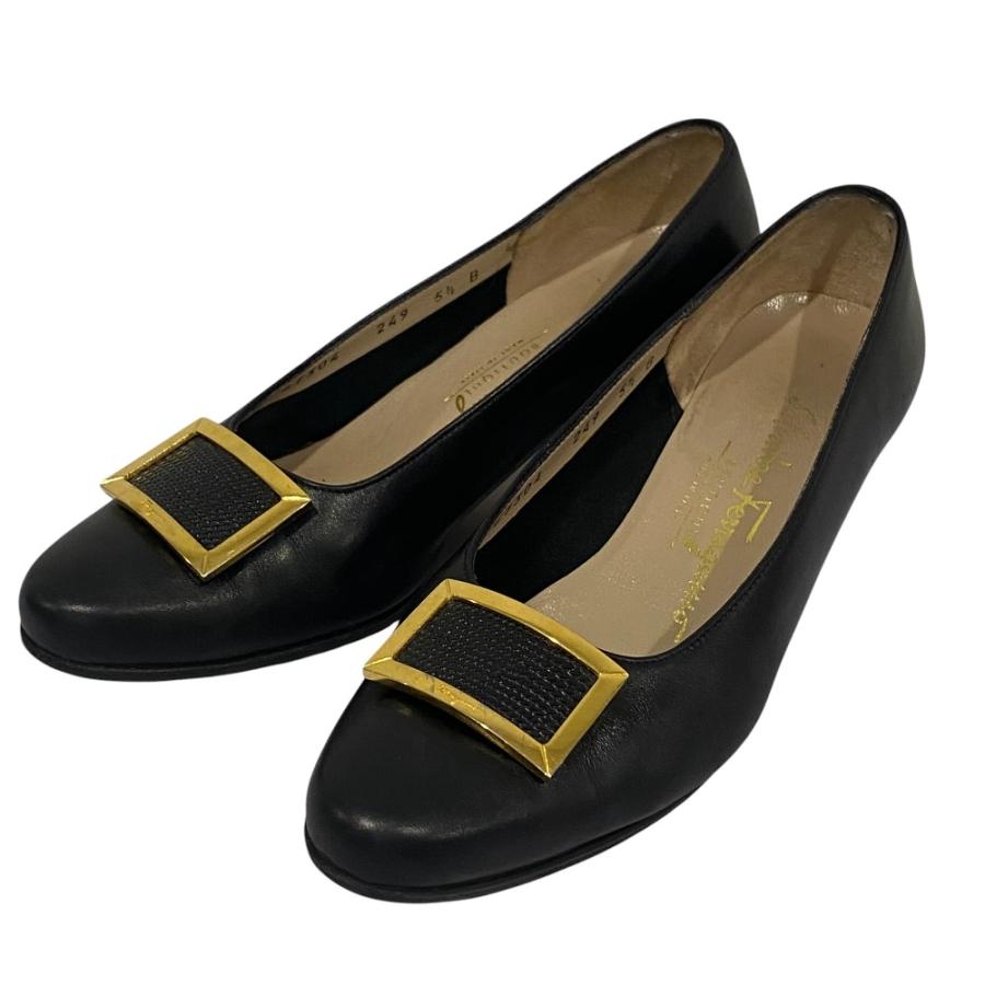 美品 Salvatore Ferragamo サルヴァトーレフェラガモ スクエア金具 