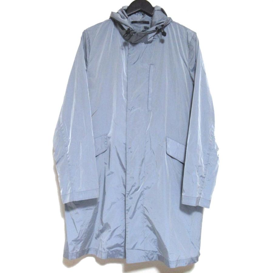 美品 Cruciani クルチアーニ フーディー ナイロンコート サイズ50 ブルーグレー メンズ 古着 中古 USED CRUCIANI（クルチアーニ） 美品 フーディー ナイロンコート サイズ50