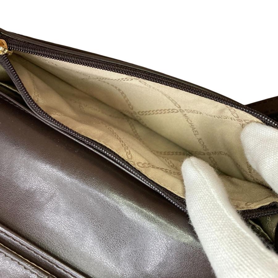 MICHAEL KORS（マイケルコース） 美品 シグネチャー ショルダーバッグ 