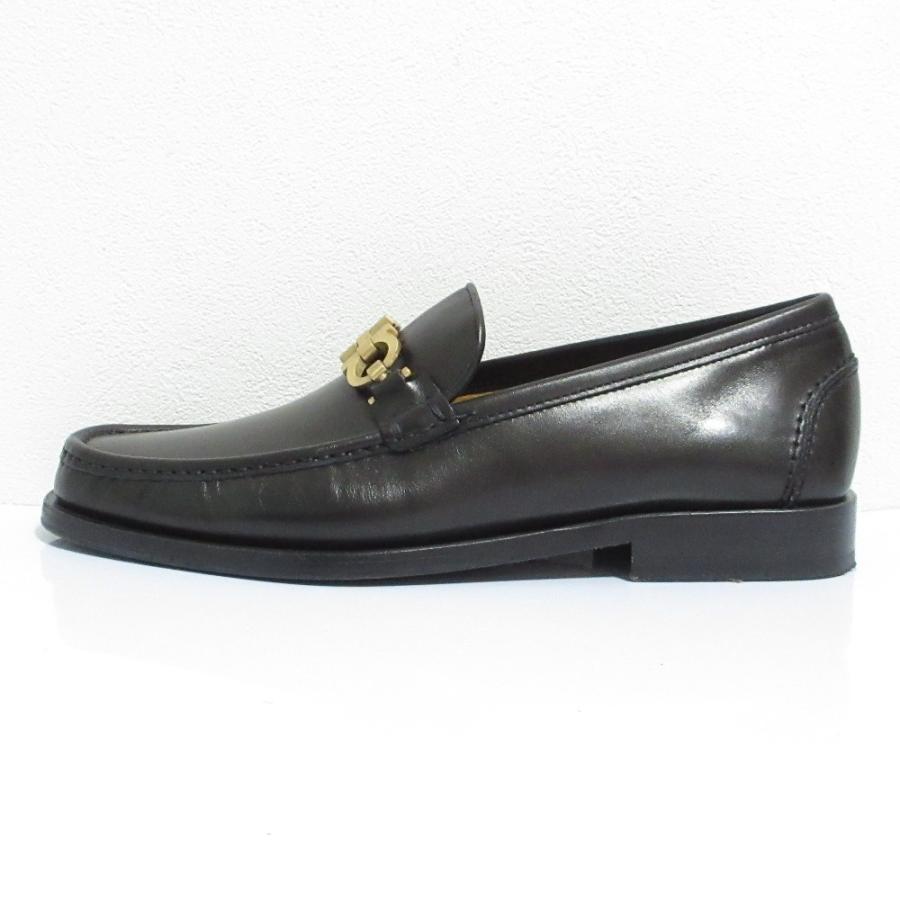 美品 Salvatore Ferragamo サルヴァトーレフェラガモ ガンチーニ金具 