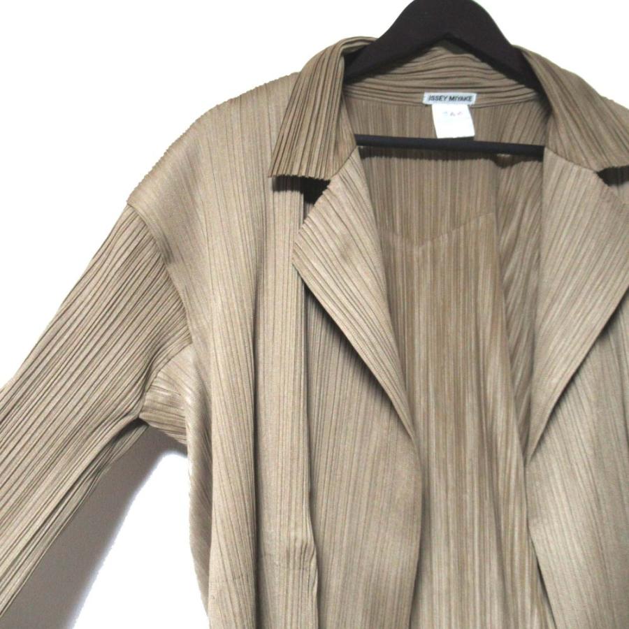 ISSEY MIYAKE（イッセイミヤケ） 美品 プリーツ フロントオープン 