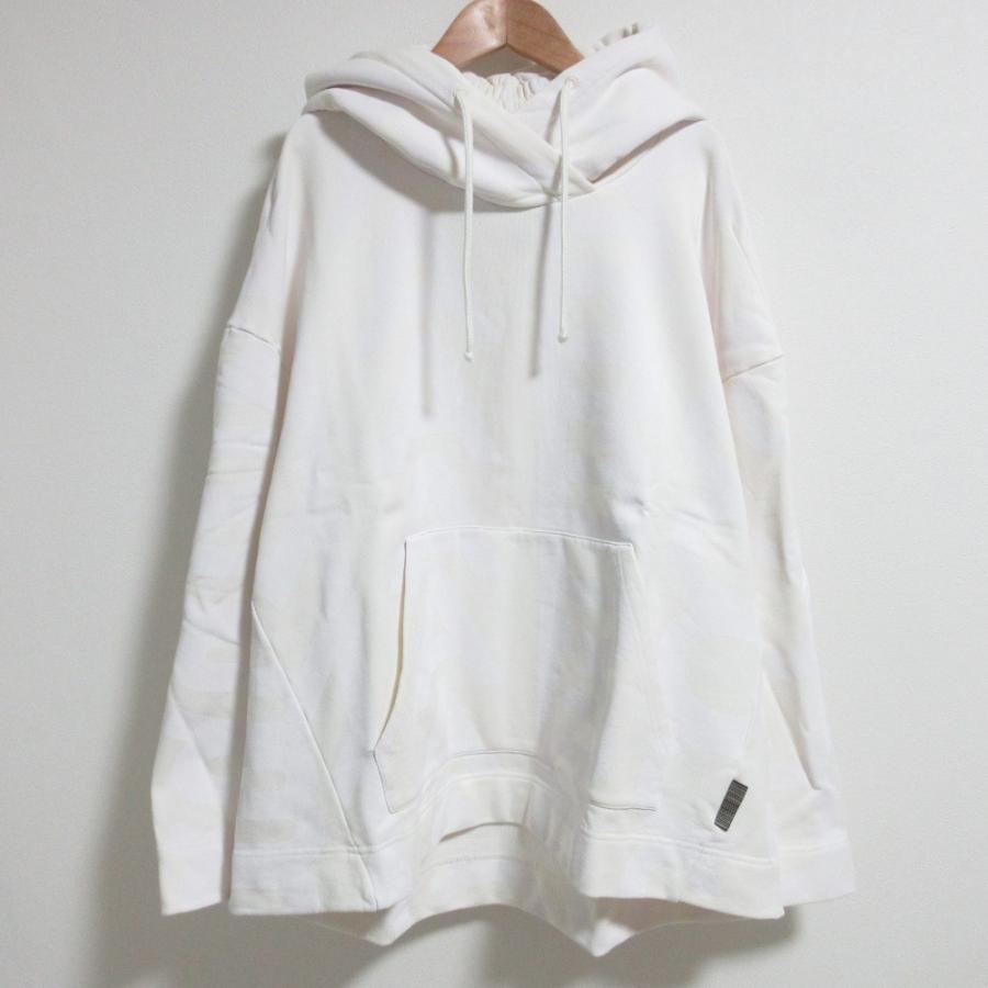 MARC JACOBS（マーク・ジェイコブス） 美品 総ロゴ スウェットパーカー