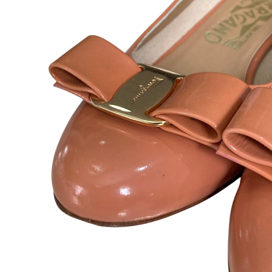 良品 Salvatore Ferragamo サルヴァトーレフェラガモ パテントレザー