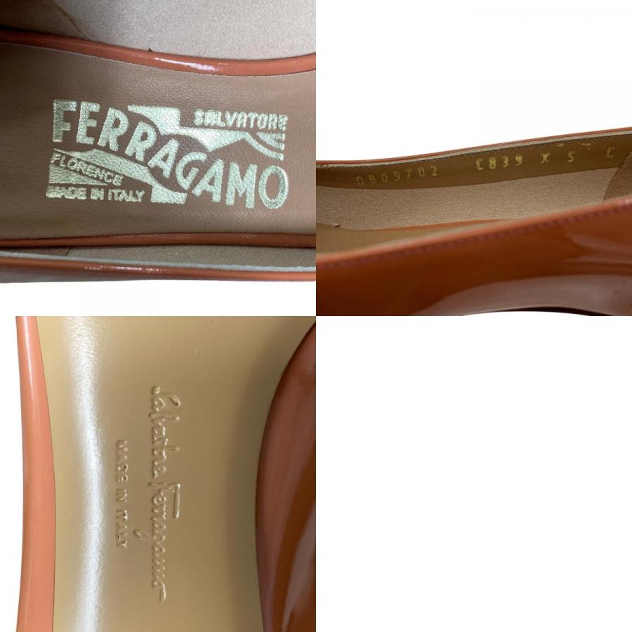 良品 Salvatore Ferragamo サルヴァトーレフェラガモ パテントレザー