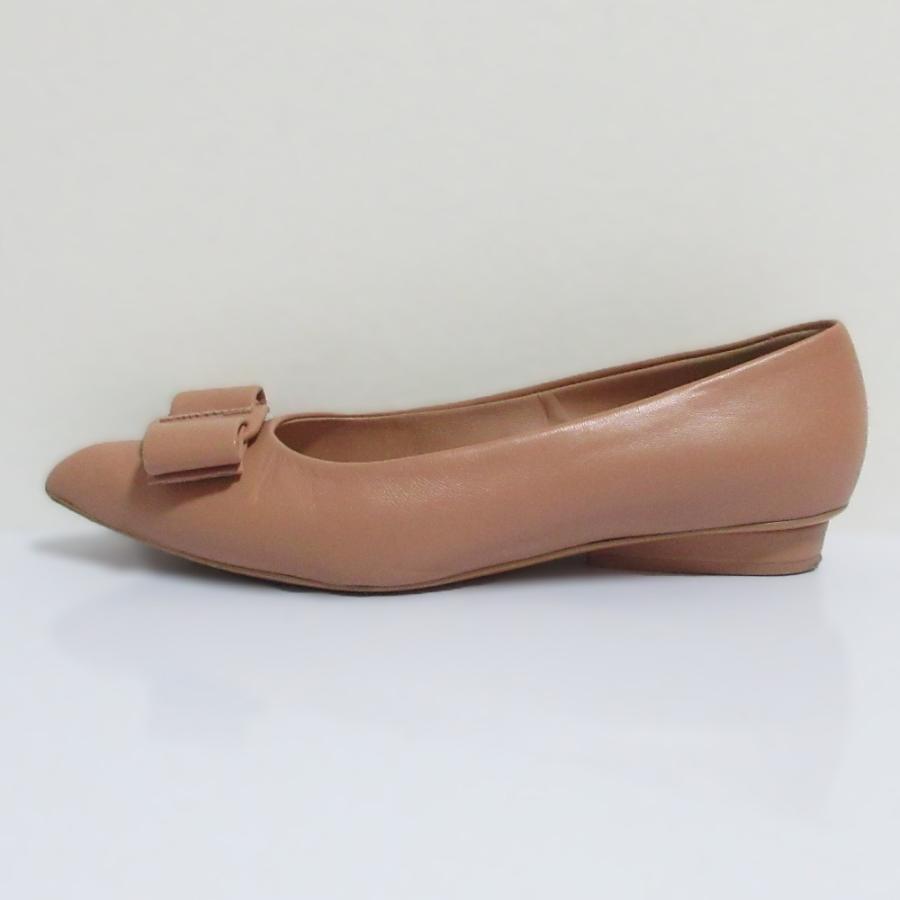 美品 Salvatore Ferragamo サルヴァトーレフェラガモ VIVA ヴァラ 