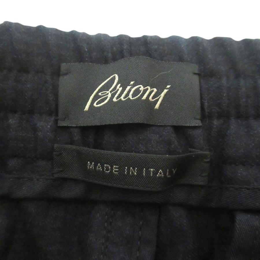ブリオーニ（Brioni） ノープリーツウールスラックス 50 Brioni（ブリオーニ） 美品 SUSTAINABLE バージンウール イージー