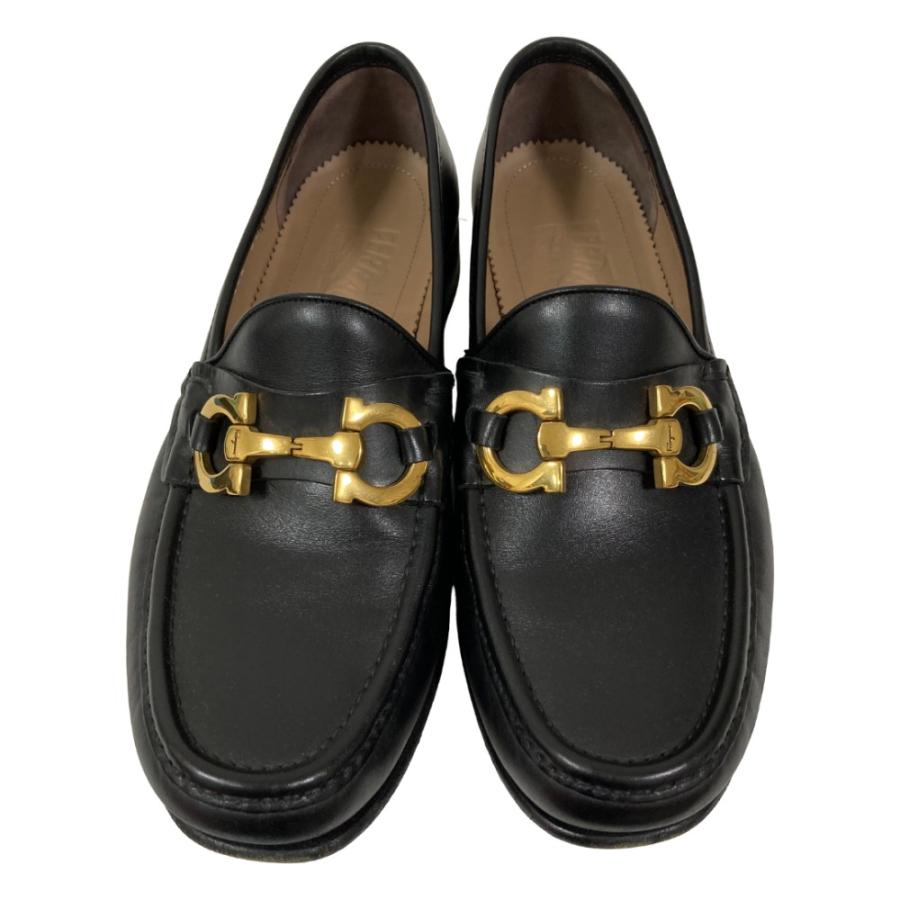 美品 Salvatore Ferragamo サルヴァトーレフェラガモ ガンチーニ金具