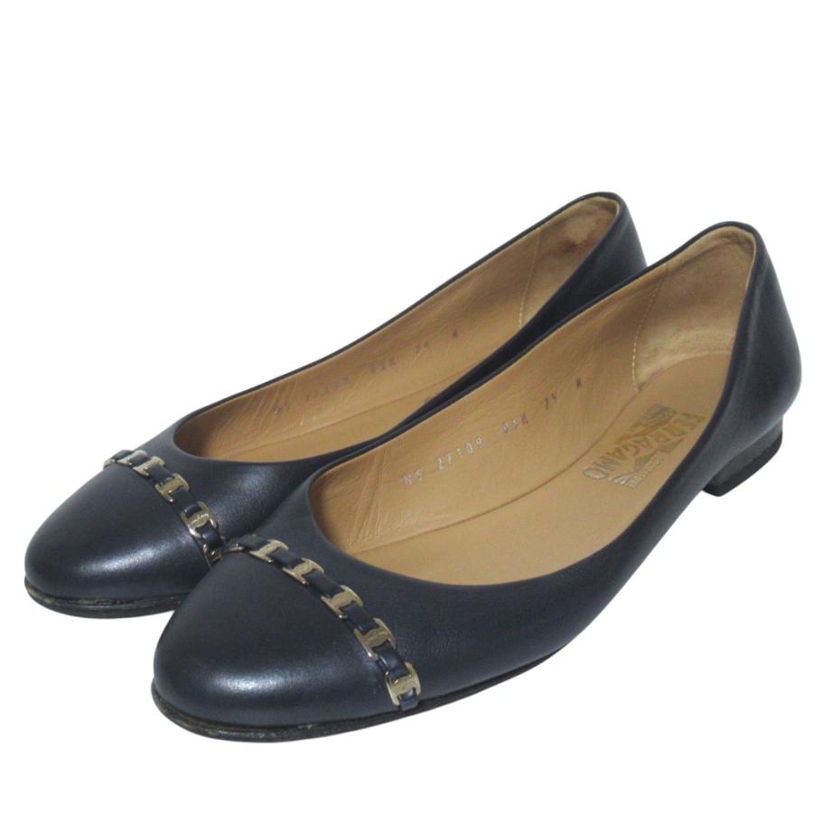 美品 Salvatore Ferragamo サルヴァトーレフェラガモ ヴァラ金具 