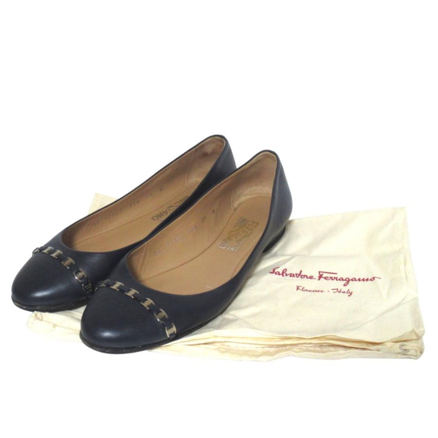 美品 Salvatore Ferragamo サルヴァトーレフェラガモ ヴァラ金具 