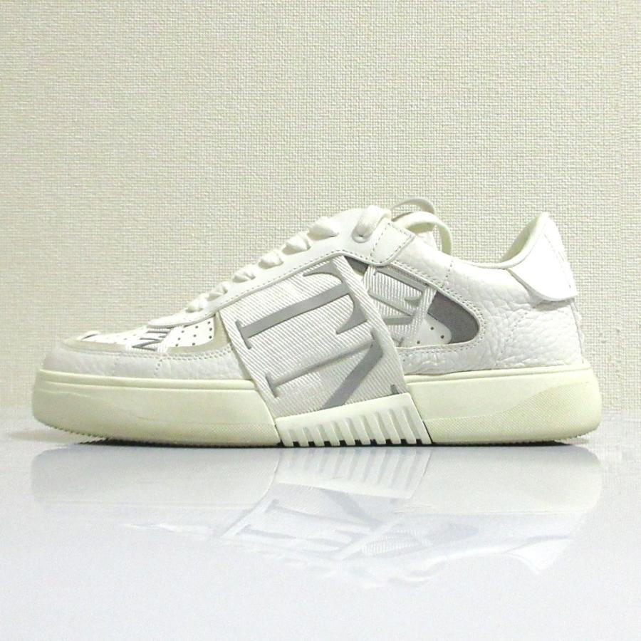 VALENTINO GARAVANI（ヴァレンティノ ガラヴァーニ） 美品 レザー 