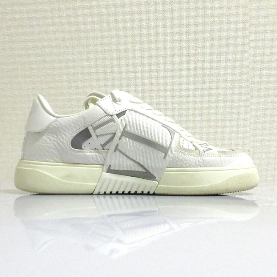 VALENTINO GARAVANI（ヴァレンティノ ガラヴァーニ） 美品 レザー 