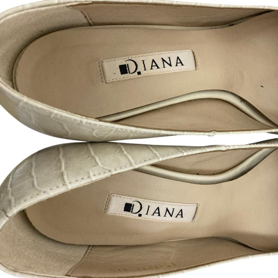 DIANA（ダイアナ） 美品 クロコ型押し パンプス サイズ22.5cm ベージュ