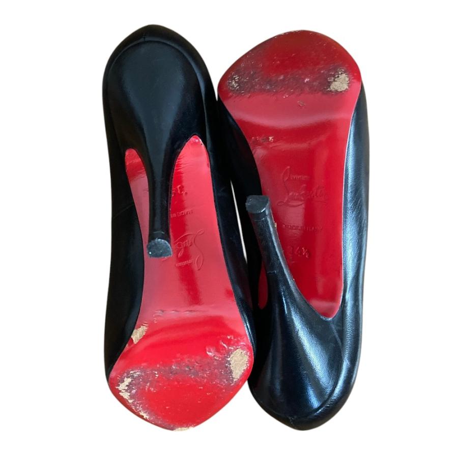 Christian Louboutin（クリスチャンルブタン） アーモンドトゥ レザー