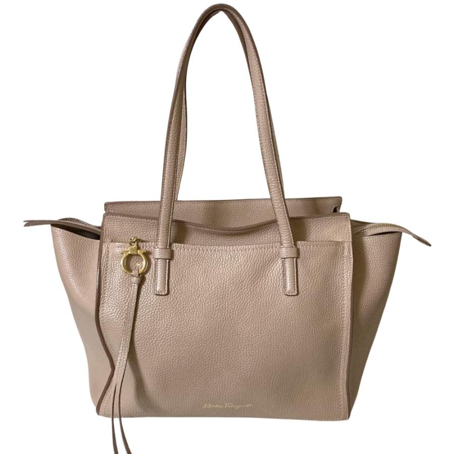 良品 Salvatore Ferragamo サルヴァトーレフェラガモ エイミー